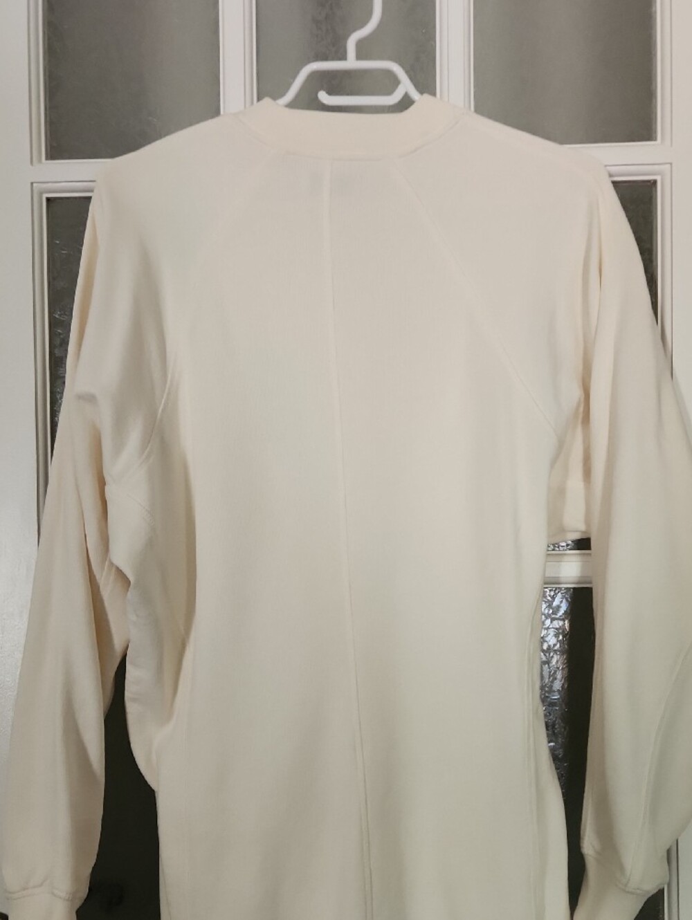 Calvin Klein Cream Crewneck Sweatshirt Top - Picture 6 of 9